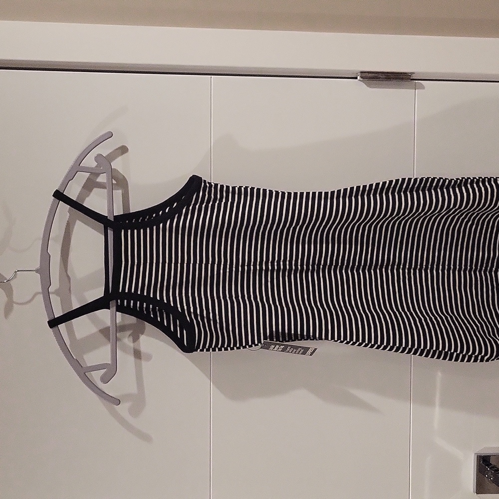 Mini dress - Picture 3 of 3